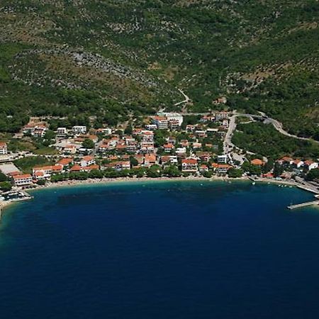 Hotel Quercus Drvenik  Esterno foto