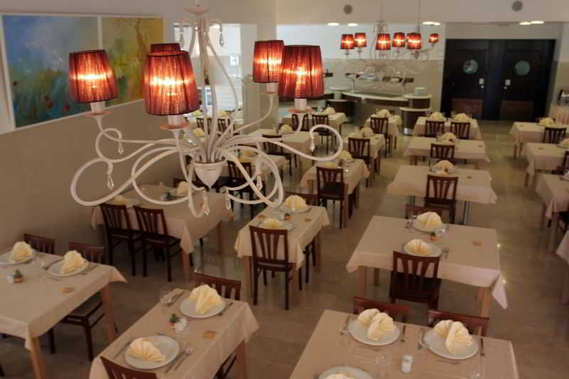 Hotel Quercus Drvenik  Esterno foto