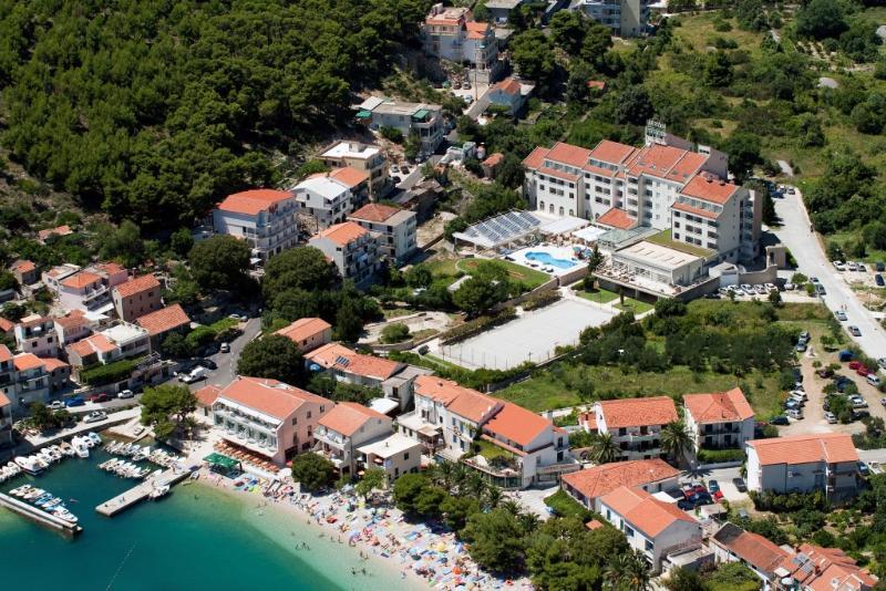 Hotel Quercus Drvenik  Esterno foto