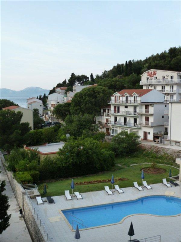 Hotel Quercus Drvenik  Esterno foto
