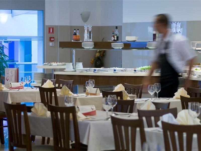 Hotel Quercus Drvenik  Esterno foto